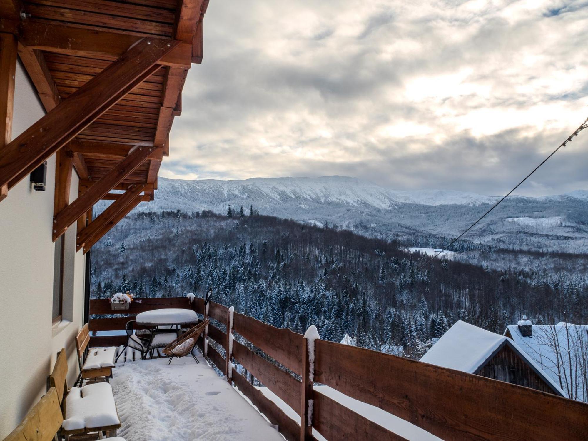 Gazdowka Na Mosornym Groniu Villa Zawoja Luaran gambar